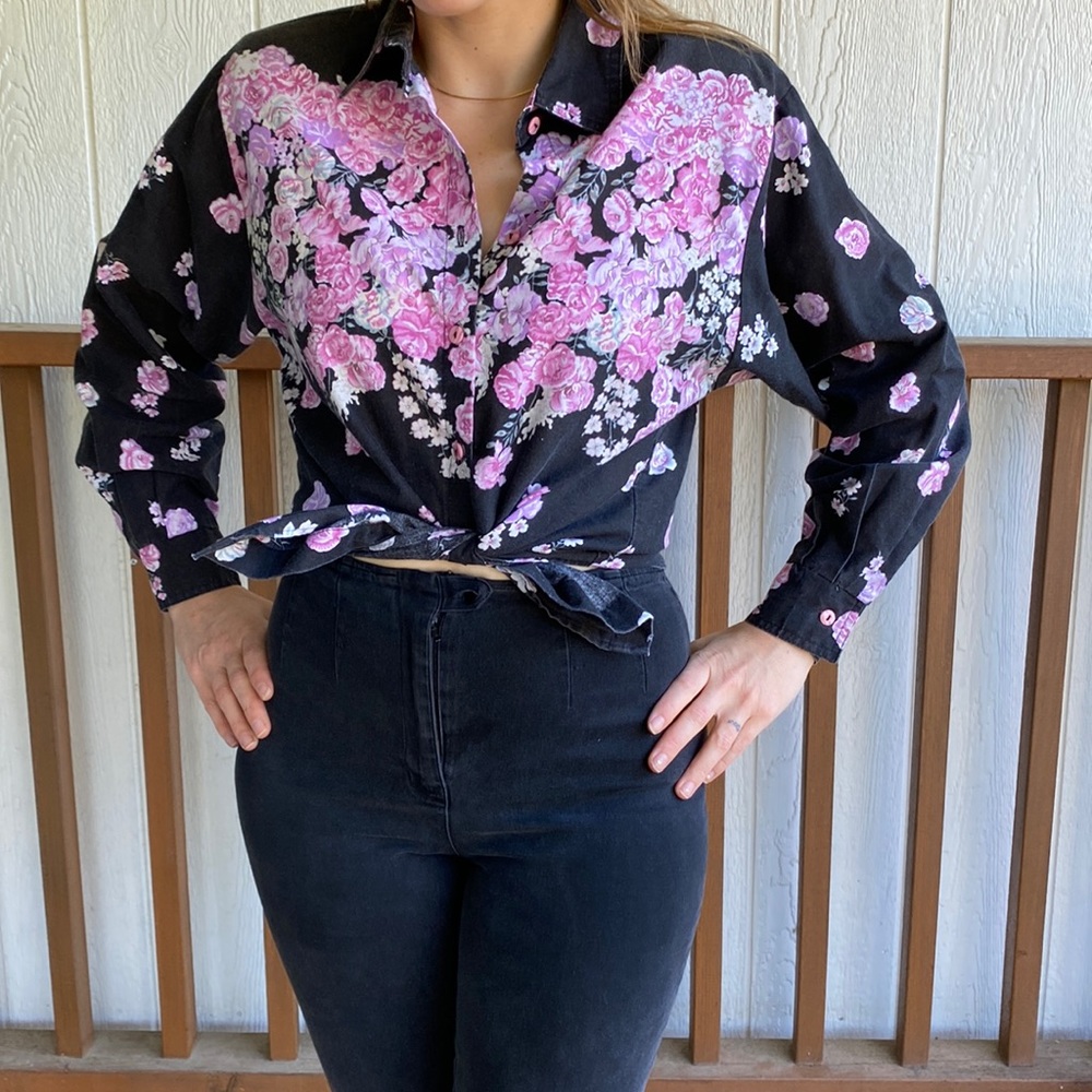 long sleeve floral vintage button up pink & black Tap & Co